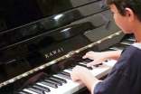 郎朗的故事:每天至少彈琴兩小時