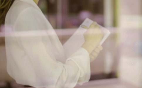 白領(lǐng)辭職信