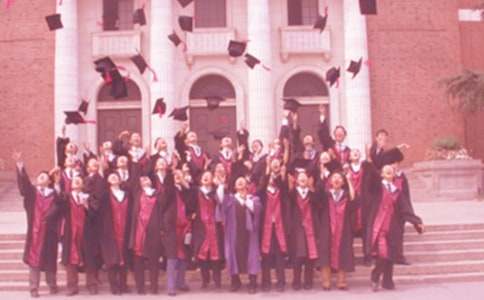 ����һ�ꮅ�I(y��)������600�֣�ͨ��60ƪ��