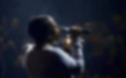 �۳���İְ�����700��