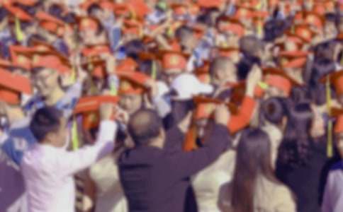 18�q���˶Y���L(zh��ng)���Z(y��)7ƪ�����¡�