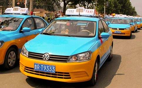 超級(jí)老爸參加超級(jí)出租車作文