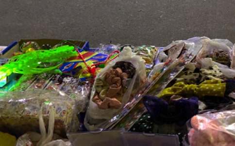 第一次擺地?cái)傋魑?篇