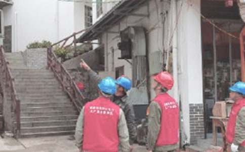 2017年電工考核試題附答案