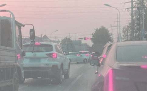 堵車的煩惱作文