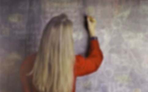 �����ҳ��L(zh��ng)��·�ϵ�ָ·��������