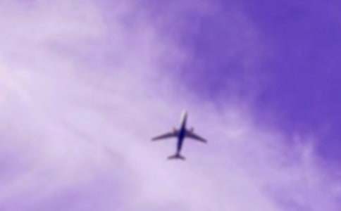 飛機(jī)上的日落作文