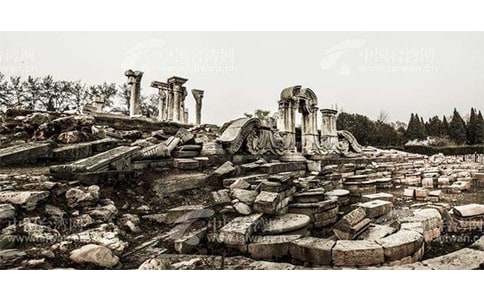 廢墟中的孩子-小學四年級續(xù)寫改寫