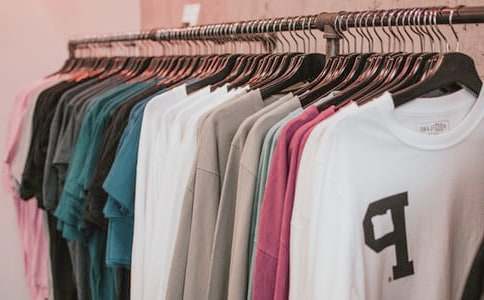 ���b���Ӣ�Ć��~