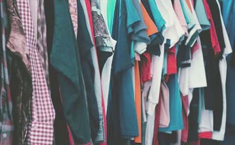 逛服裝店讓人疲勞讓人憂-1500字作文