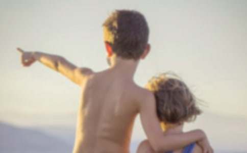 哥哥是弟弟的保護神優(yōu)秀作文