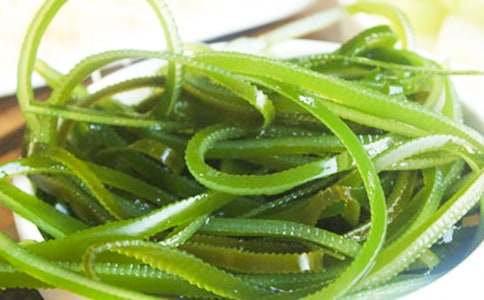 詩歌:在海邊曬海帶