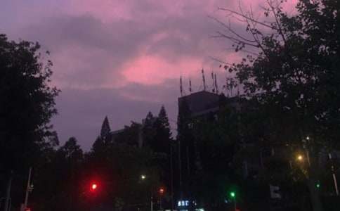 ��ҹ�е����v����700��