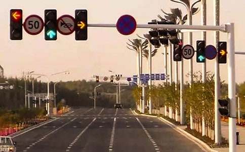 紅綠燈安全作文9篇