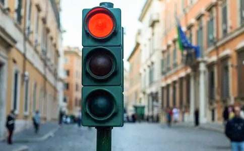 有關紅綠燈安全作文三篇