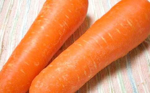 童話故事《小灰鼠和胡蘿卜》(通用17篇)