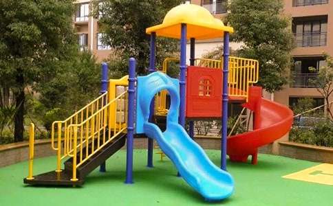 玩滑滑梯的作文200字(通用11篇)