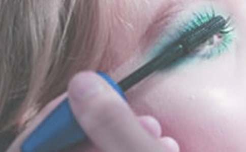 給爸爸化妝作文800字