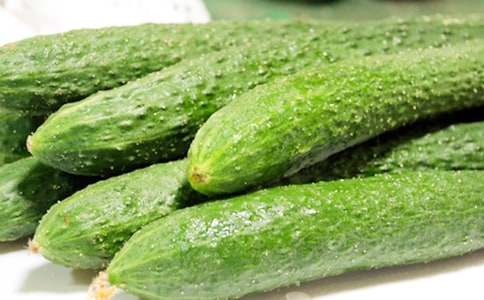 摘黃瓜400字小學(xué)生作文