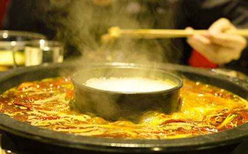 重慶的火鍋盛宴_750字