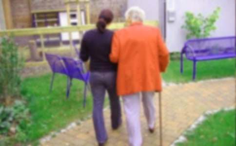 走進(jìn)敬老院活動策劃8篇