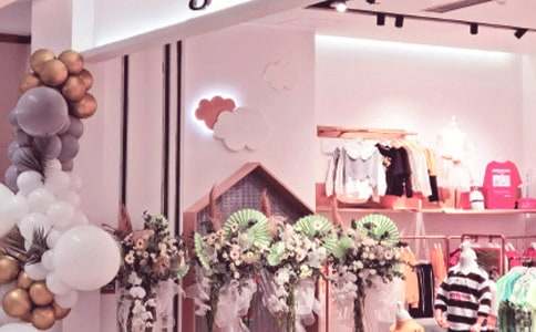 �_�I(y��)��Y�R�~