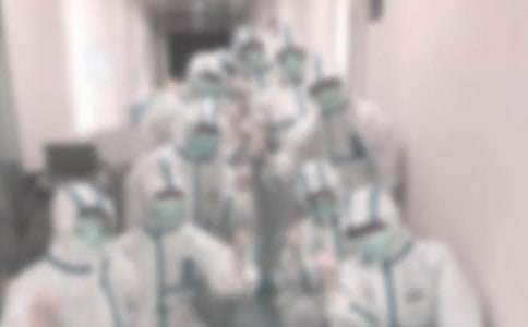 送人玫瑰手留余香抗疫有你_送人玫瑰手留余香