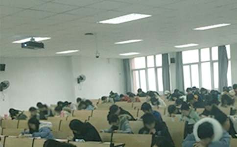 һ�����µĿ�ԇ���}Ŀ���������]