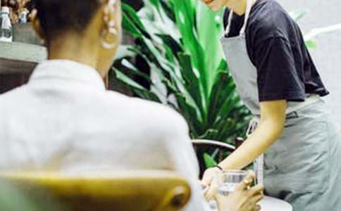 С�W���ģ�С���˷��B