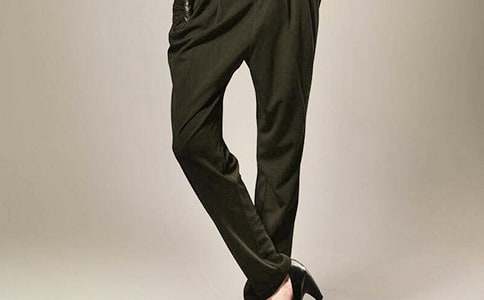 狗熊做褲子續(xù)寫作文600字