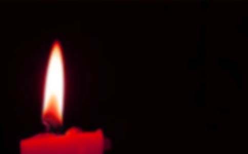 寫借物喻人的作文蠟燭