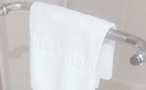 小班綜合教案:有趣的小毛巾_小班綜合教案