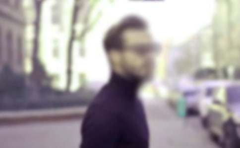 ����Ů�˺����˵��~�Z