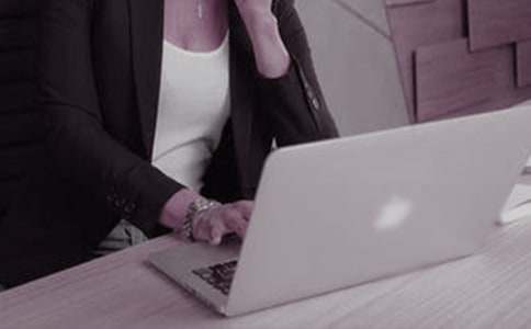 ���̪��ص�Ů�I(l��ng)��(d��o)����ף���Z