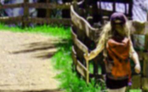 關(guān)于爬山作文400字 爬山