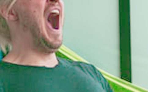 �۴����С�i ͯԒ����