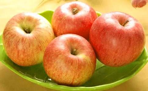 笨狼的故事—茶杯里的蘋果樹(shù)作文