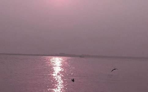 ���x�ػʍu����600����ƪ