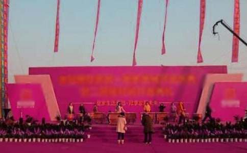 ���Ӟ鸸�H��ʮ�۳��c���R�~