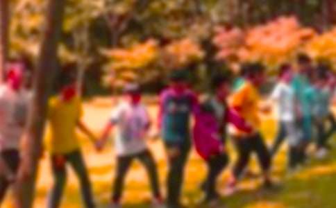 秋游市委花園初三作文