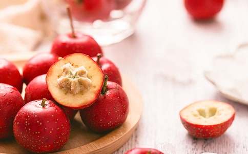 有關(guān)山楂樹的作文