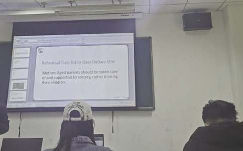 �o�������nС�W(xu��)����300��