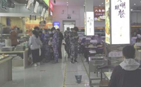 ��ʳ�ð��̵�һ��������500�֣����x9ƪ��