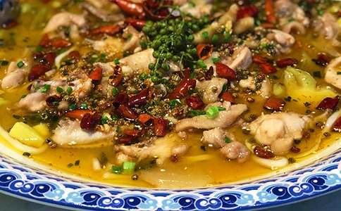 螞蟻搬食物話題作文