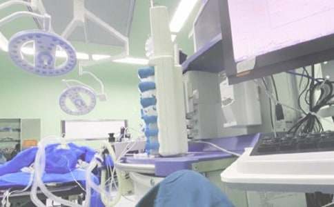 手術(shù)室外等候的短句子