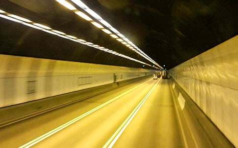 時(shí)光隧道初二優(yōu)秀作文