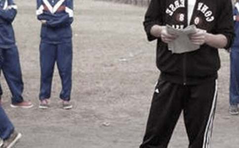 С�W(xu��)�w���̎��S�P