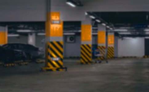 δ����ͣ܇������700��