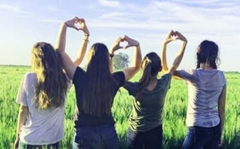 我的小學(xué)同學(xué)作文2000字