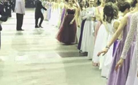 ��؂�����(hu��)С�W(xu��)������600��